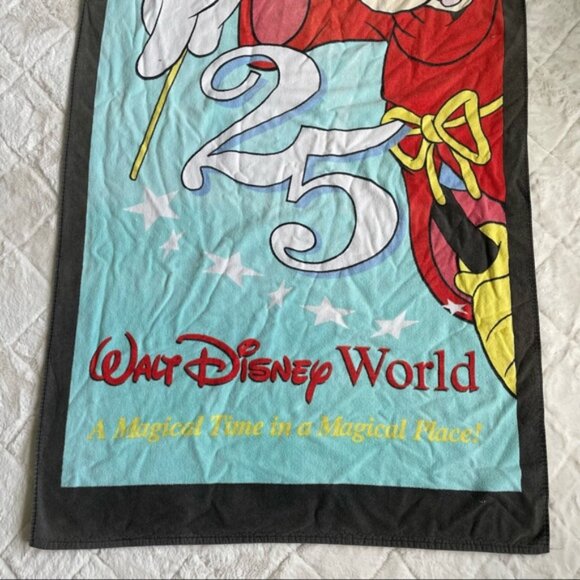 Disney | Sorcerer's Apprentice Mickey Beach Towel "25th Anniversary Edition" - Picture 6 of 7